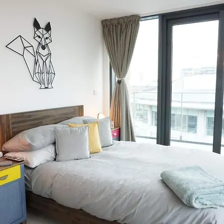 Luxury Boutique Penthouse - Balcony (adults Only) Apartment Bristol